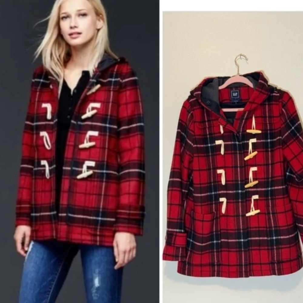 GAP Plaid Wool Toggle Coat Red Black Tartan Hooded Winter Jacket Women’s Large